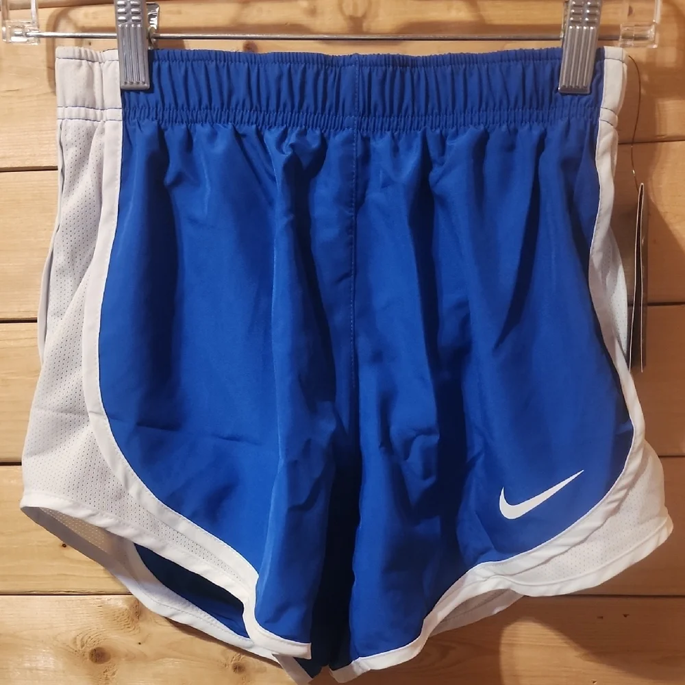 Girls Nike Tempo Running Shorts Size XS NWT LINED